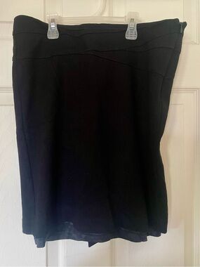 bebe Black Pencil Skirt with Subtle Banding